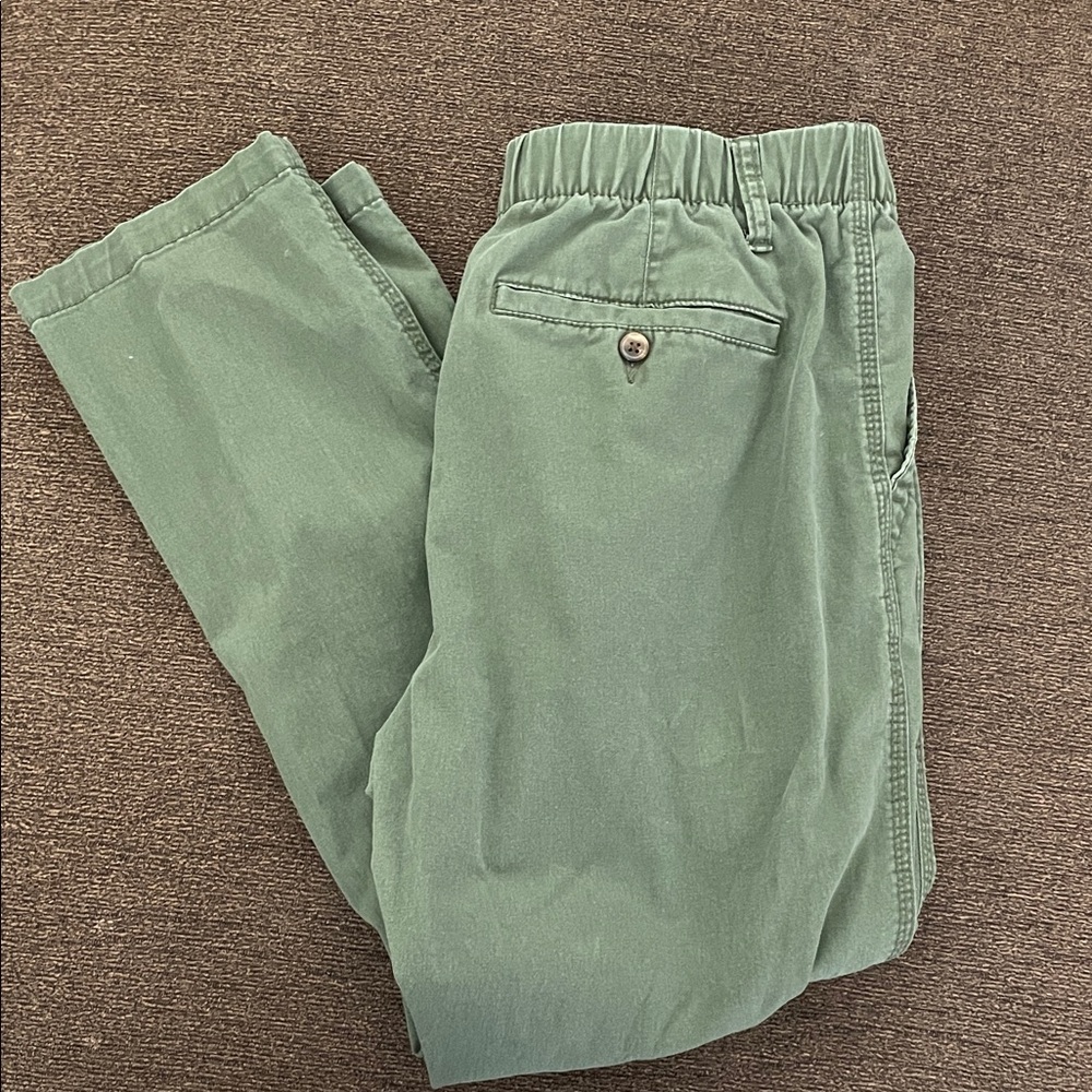 Old Navy Women's Sage Green Straight Leg Chino Pants
